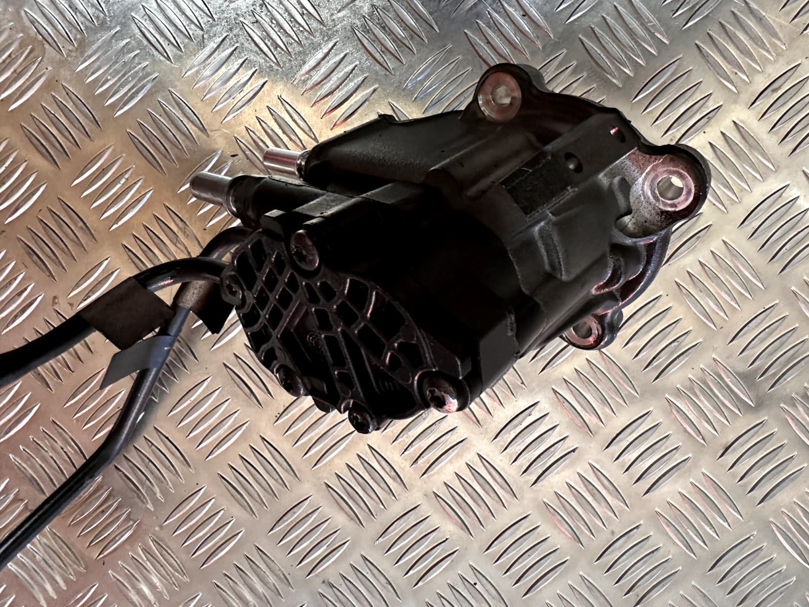 NEW TAKEOFF 5801470100 High pressure injection pump