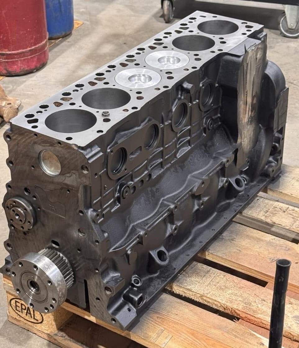 F4GE9684 F4GE0684 Short block CNH IVECO NEF 6.7 for Case, New Holland 8094962