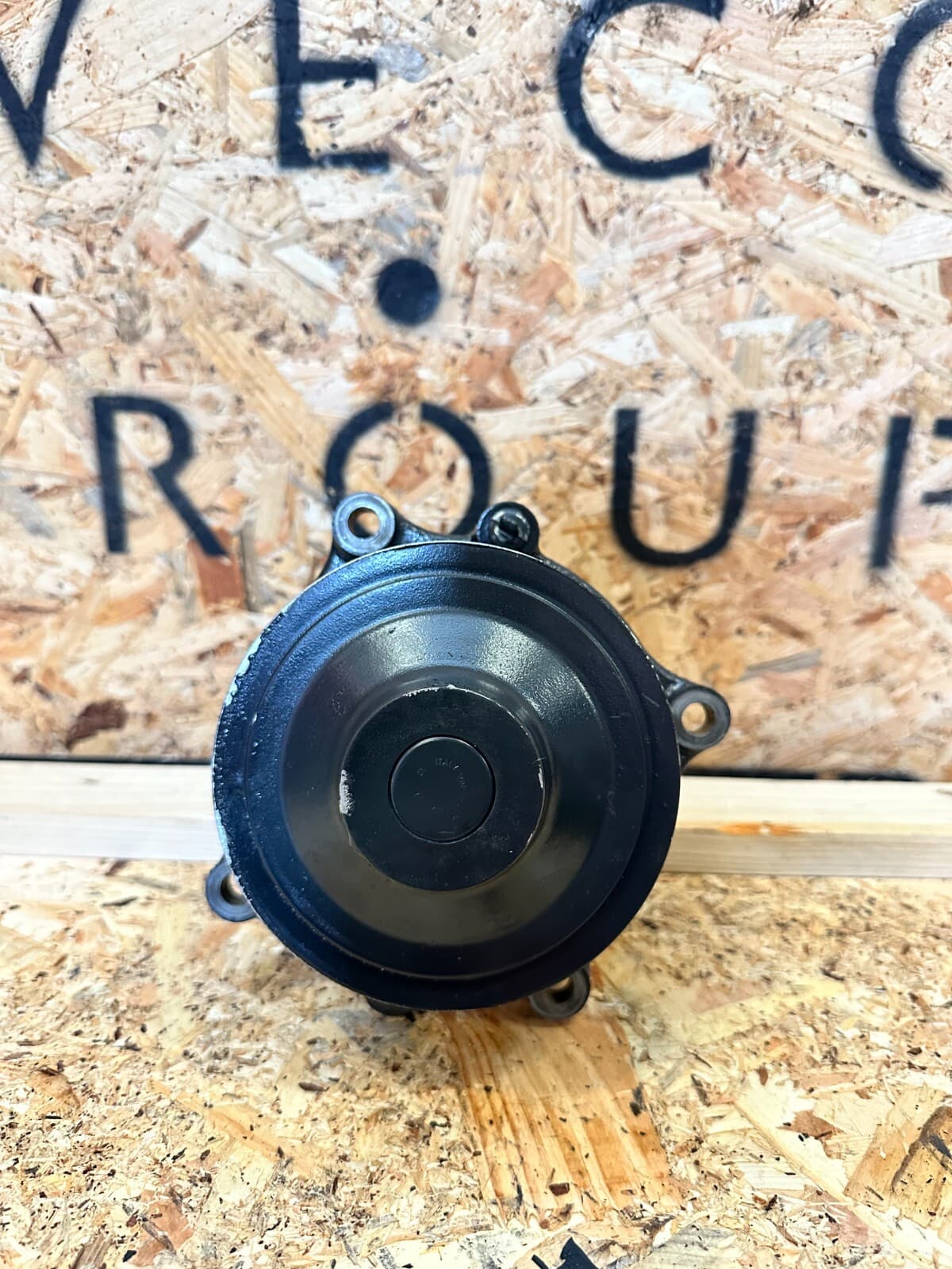 504361543 99446384 5802784829 Water pump Cursor 9 FPT