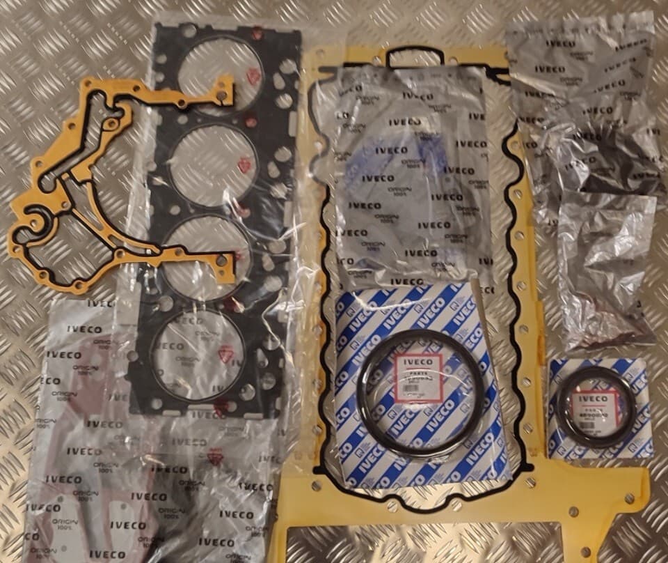 Full Gasket Set, engine F4CE0454A*D/F4CE0454C*D Ø 104MM FPT IVECO CNH
