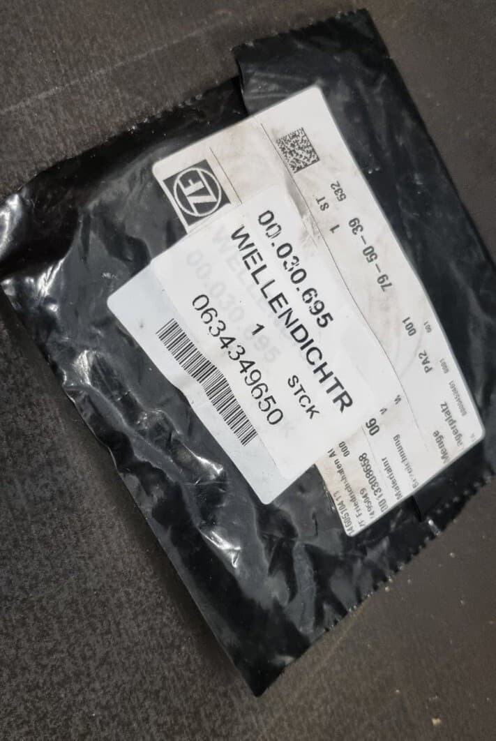 00.030.695 / 0634349650 Shaft seal by ZF - NEW SURPLUS