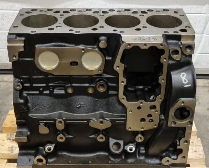 2830081 2830082 CASE Engine Crankcase for Backhoe OEM 84598418