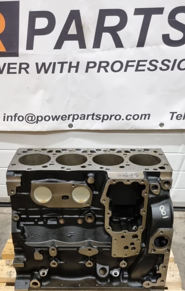 2830081 2830082 CASE Engine Crankcase for Backhoe OEM 84598418