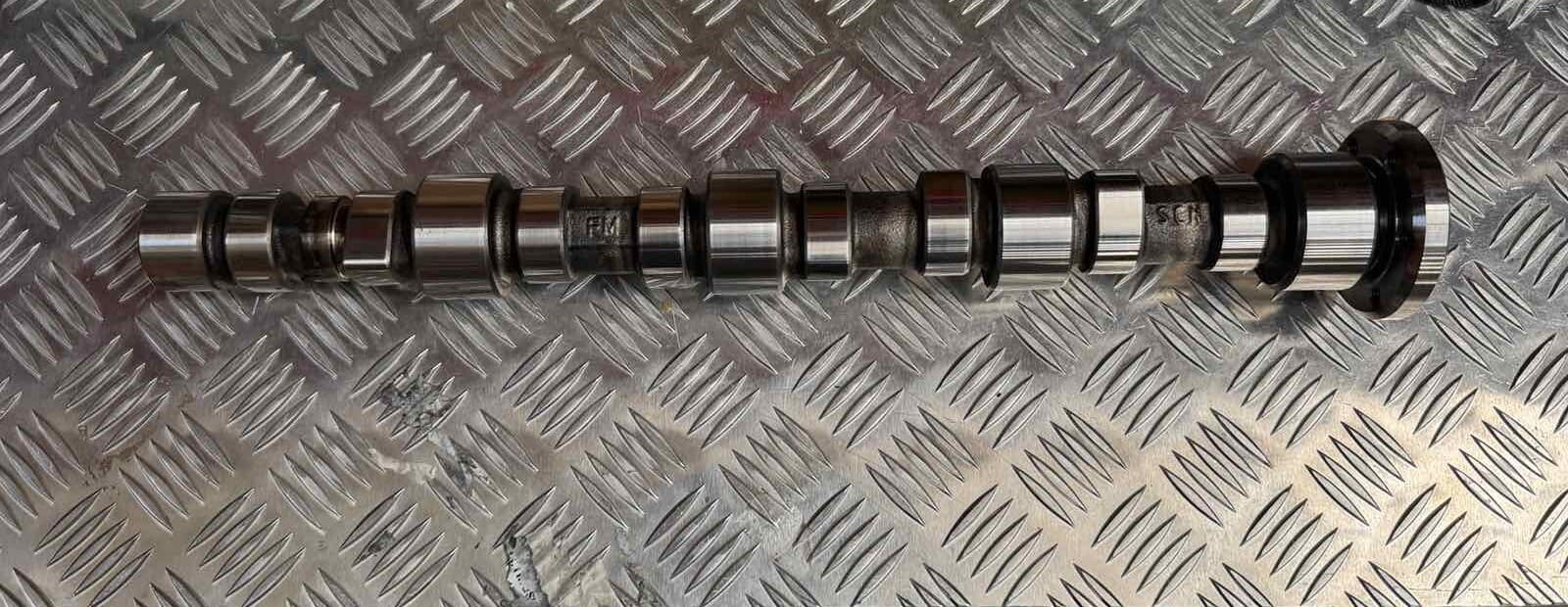 Case FPT Iveco Camshaft 5801390145 new Genuine