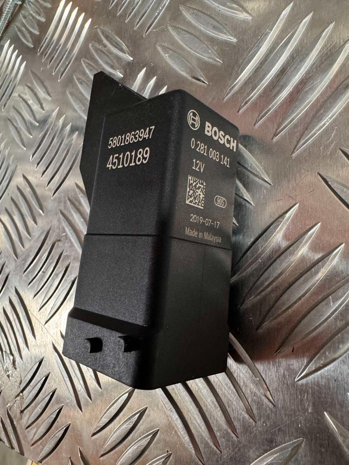5801863947 Sensor FPT BOSCH 0 281 003 141 12V John Deere