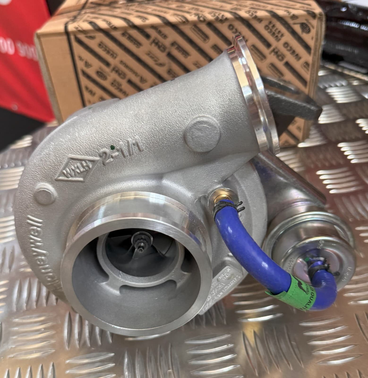 504094261 NEW GENUINE FPT CNH turbocharger