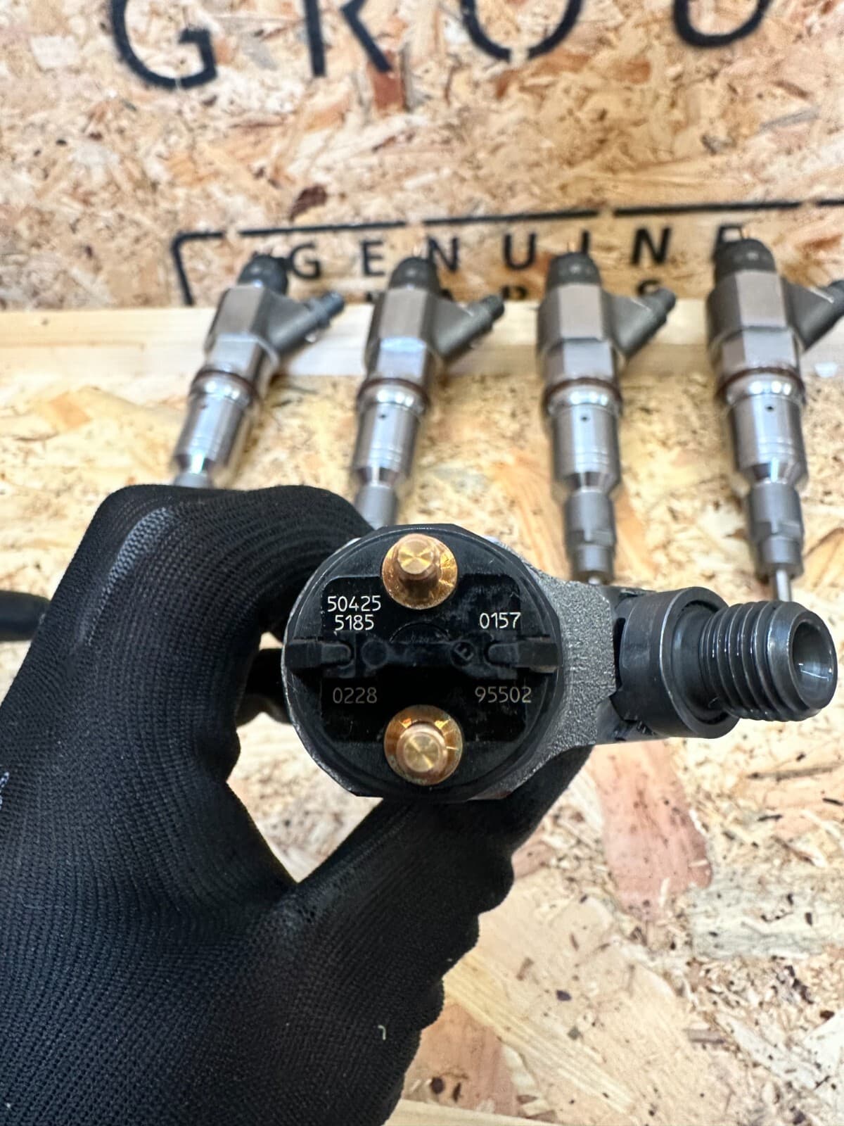 504255185 0 445 120 157 injector