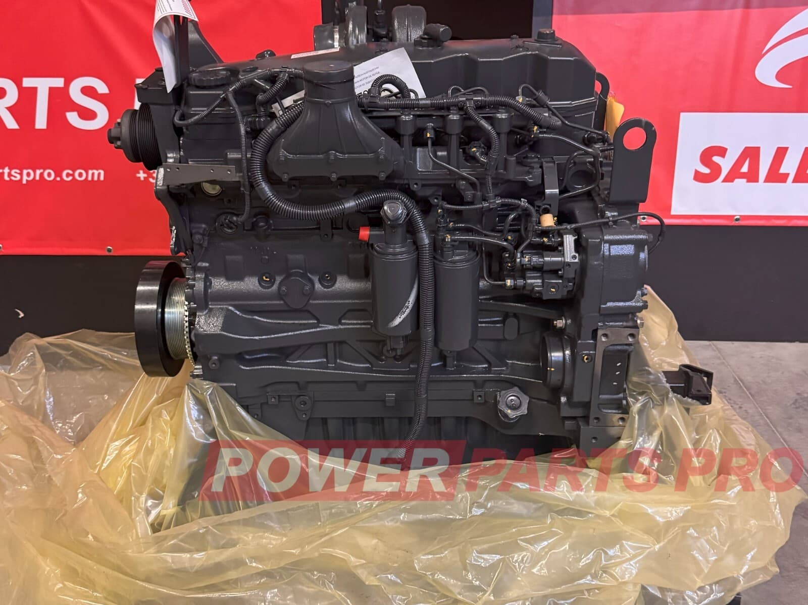 F4DE9684B*J100 Engine 5801878266 CASE IH PUMA NH T7030 - 7060